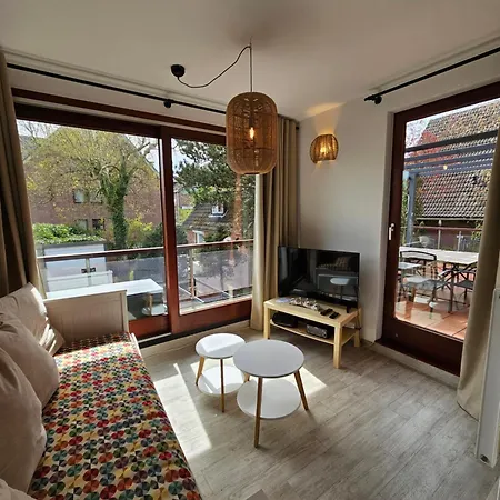 Raphael Timmendorfer Gorch-fock-strasse * تيميندورفير ستراند